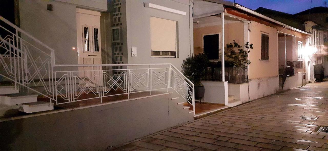The Street House Villa Lefkada City Bagian luar foto